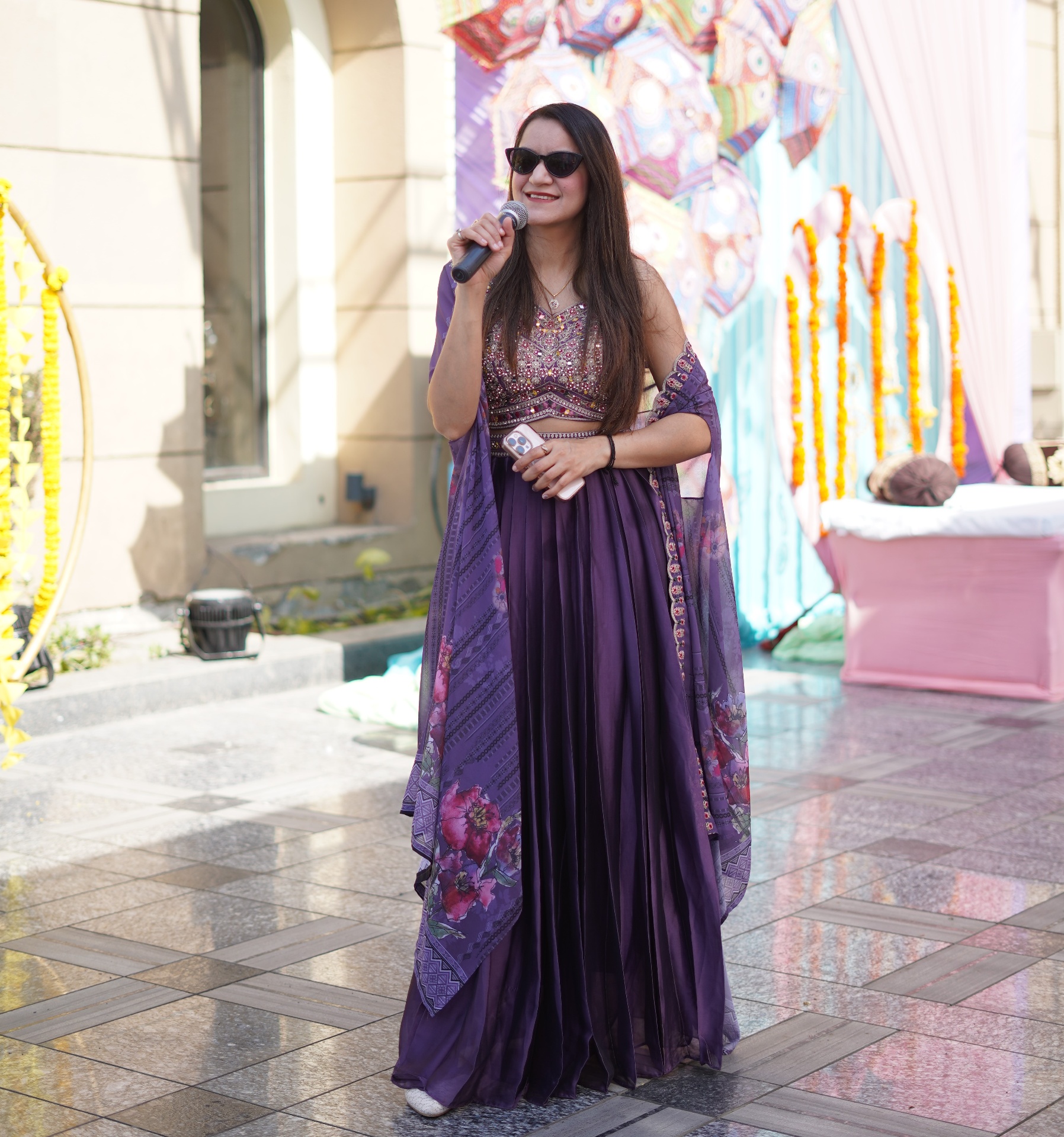 Sonamm at a corporate event